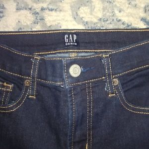 GAP jeans size 25 short